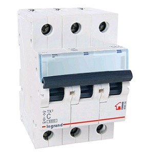 Выключатель Legrand трехполюсный автоматический 16А C TX3 6кА (404056)